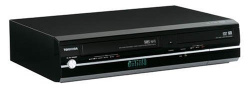 Toshiba D-KVR20 1080p Upconversion Progressive Scan DVDÂ±RW/VHS Combo Recorder